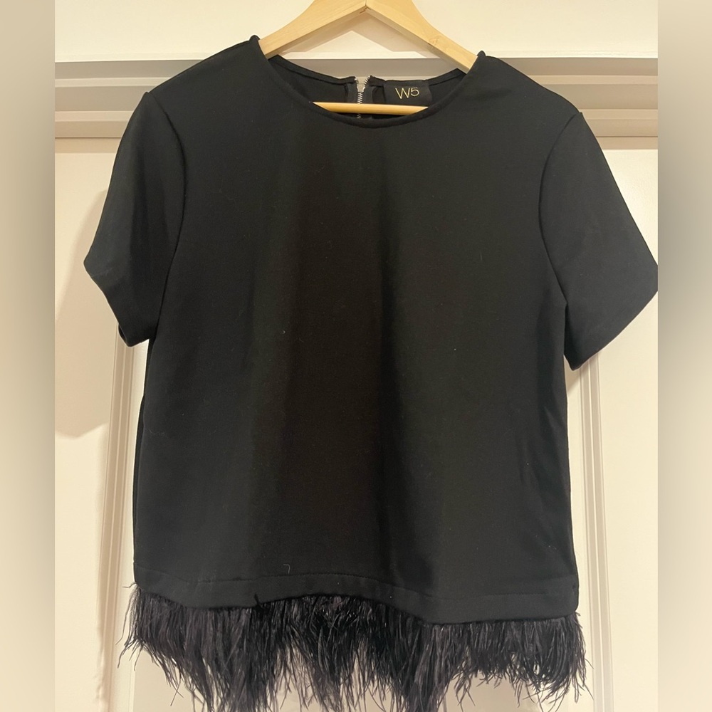 Black Short Sleeve Top with Feather Hem